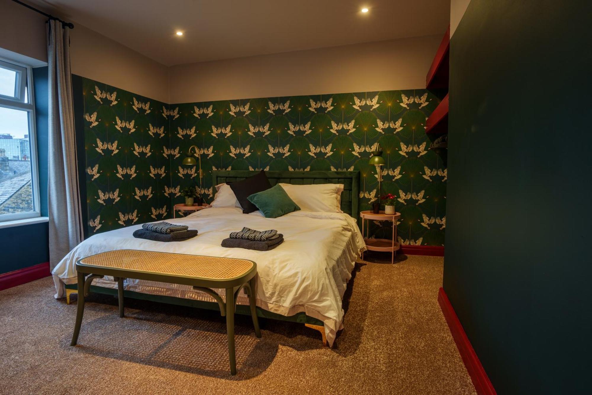 Stay With Airhgt @ Luxe Apartment In Central Harrogate Exterior photo
